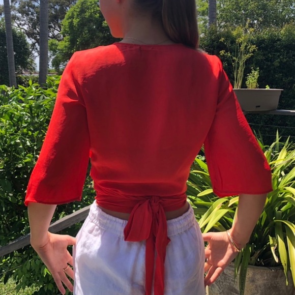 Gorgeous Silky Red Tie Top 🍒 - Picture 2 of 2